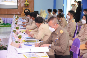 มรท. ร่วมต้อนรับองคมนตรีในโอกาสติดตาม ตรวจเยี่ยมโรงเรียนในโครงการกองทุนการศึกษา และโรงเรียนเครือข่ายฯ จังหวัดลพบุรี