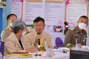 มรท. ร่วมต้อนรับองคมนตรีในโอกาสติดตาม ตรวจเยี่ยมโรงเรียนในโครงการกองทุนการศึกษา และโรงเรียนเครือข่ายฯ จังหวัดลพบุรี