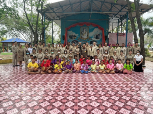 มรท. ร่วมต้อนรับองคมนตรีในโอกาสติดตาม ตรวจเยี่ยมโรงเรียนในโครงการกองทุนการศึกษา และโรงเรียนเครือข่ายฯ จังหวัดลพบุรี