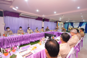 มรท. ร่วมต้อนรับองคมนตรีในโอกาสติดตาม ตรวจเยี่ยมโรงเรียนในโครงการกองทุนการศึกษา และโรงเรียนเครือข่ายฯ จังหวัดลพบุรี