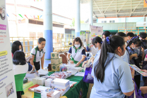 ปชส.มรท. ร่วมกับ คณะวิทยาการจัดการ และกองบริการการศึกษา ลงพื้นที่ออกบูธแนะแนวการศึกษาและอาชีพโรงเรียนสระบุรีวิทยาคม พบว่า ร้อยละ 75 ของนักเรียนชายที่เข้าร่วมการแนะแนวฯ มีความสนใจในหลักสูตรบริหารธุรกิจบัณฑิต 