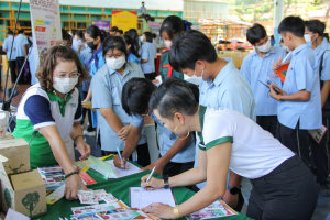 ปชส.มรท. ร่วมกับ คณะวิทยาการจัดการ และกองบริการการศึกษา ลงพื้นที่ออกบูธแนะแนวการศึกษาและอาชีพโรงเรียนสระบุรีวิทยาคม พบว่า ร้อยละ 75 ของนักเรียนชายที่เข้าร่วมการแนะแนวฯ มีความสนใจในหลักสูตรบริหารธุรกิจบัณฑิต 