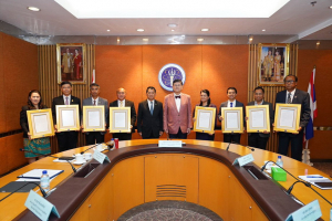 อธิการบดี มรท. ร่วมประชุมรับมอบนโยบายการขับเคลื่อนการพัฒนาอุดมศึกษาของอธิการบดีสถาบันอุดมศึกษาที่เข้ารับตำแหน่งใหม่