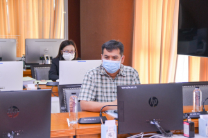 ผู้บริหาร มรท. และผู้เกี่ยวข้อง ร่วมรับฟังการแจ้งผลการติดตาม ตรวจสอบฯ ปีงบประมาณ พ.ศ.2565 ระยะ 12 เดือน