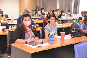 มนส. จัดอบรมแลกเปลี่ยนเรียนรู้การจัดทำผลงานทางวิชาการประกอบการต่อสัญญาจ้างและการพัฒนาเข้าสู่ตำแหน่งทางวิชาการ