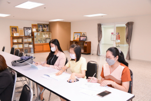 มนส. จัดอบรมแลกเปลี่ยนเรียนรู้การจัดทำผลงานทางวิชาการประกอบการต่อสัญญาจ้างและการพัฒนาเข้าสู่ตำแหน่งทางวิชาการ
