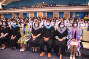 รร.สาธิต มรท. จัดพิธีมอบประกาศนียบัตรการสำเร็จการศึกษาแก่นักเรียนสาธิต ม.3 และ ม.6 ประจำปีการศึกษา 2565