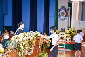 รร.สาธิต มรท. จัดพิธีมอบประกาศนียบัตรการสำเร็จการศึกษาแก่นักเรียนสาธิต ม.3 และ ม.6 ประจำปีการศึกษา 2565