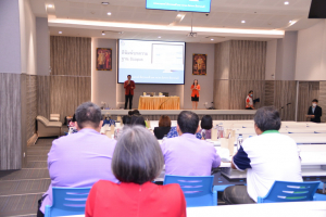 สถาบันวิจัยฯ ร่วมกับ ศูนย์ภาษา จัดอบรมโครงการส่งเสริมคณาจารย์และนักวิจัยเขียนบทความวิจัยเพื่อตีพิมพ์ในวารสารวิชาการระดับนานาชาติที่อยู่ในฐานข้อมูล Scopus