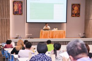 สถาบันวิจัยฯ ร่วมกับ ศูนย์ภาษา จัดอบรมโครงการส่งเสริมคณาจารย์และนักวิจัยเขียนบทความวิจัยเพื่อตีพิมพ์ในวารสารวิชาการระดับนานาชาติที่อยู่ในฐานข้อมูล Scopus
