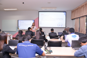 สาขาวิชาหลักสูตรและการสอนจัดอบรมพัฒนาทักษะการสืบค้นและการเขียนรายงานการวิจัยฯ
