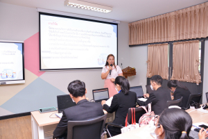 สาขาวิชาหลักสูตรและการสอนจัดอบรมพัฒนาทักษะการสืบค้นและการเขียนรายงานการวิจัยฯ