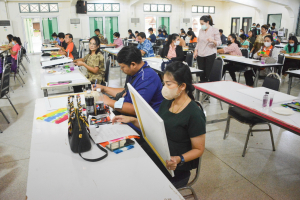 สำนักศิลปะและวัฒนธรรม ร่วมกับ กองทุนส่งเสริมงานวัฒนธรรม จัดอบรมแนวทางการสร้างสรรค์ผลงานสำหรับครูศิลปะ นวการลากและระบาย