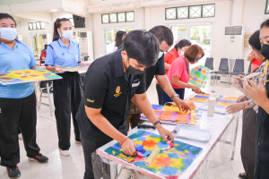 สำนักศิลปะและวัฒนธรรม ร่วมกับ กองทุนส่งเสริมงานวัฒนธรรม จัดอบรมแนวทางการสร้างสรรค์ผลงานสำหรับครูศิลปะ นวการลากและระบาย