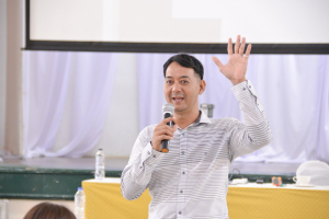สำนักศิลปะและวัฒนธรรม ร่วมกับ กองทุนส่งเสริมงานวัฒนธรรม จัดอบรมแนวทางการสร้างสรรค์ผลงานสำหรับครูศิลปะ นวการลากและระบาย