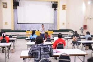 สำนักศิลปะและวัฒนธรรม ร่วมกับ กองทุนส่งเสริมงานวัฒนธรรม จัดอบรมแนวทางการสร้างสรรค์ผลงานสำหรับครูศิลปะ นวการลากและระบาย
