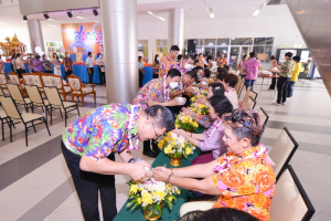 มรท. จัดงานทำบุญกลางบ้าน สืบสานประเพณีสงกรานต์