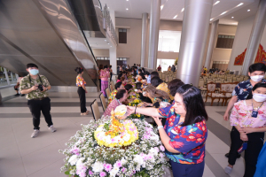 มรท. จัดงานทำบุญกลางบ้าน สืบสานประเพณีสงกรานต์