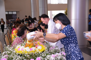 มรท. จัดงานทำบุญกลางบ้าน สืบสานประเพณีสงกรานต์