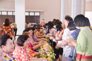 มรท. จัดงานทำบุญกลางบ้าน สืบสานประเพณีสงกรานต์