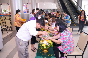 มรท. จัดงานทำบุญกลางบ้าน สืบสานประเพณีสงกรานต์