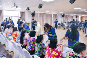 คณะ IT จัดกิจกรรมอบรมมารยาทไทย สรงน้ำพระและรดน้ำดำหัวเนื่องในวันสงกรานต์