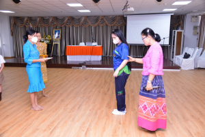 คณะ IT จัดกิจกรรมอบรมมารยาทไทย สรงน้ำพระและรดน้ำดำหัวเนื่องในวันสงกรานต์