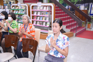 สำนักวิทยบริการฯ จัดพิธีทำบุญสืบสานประเพณีสงกรานต์ปีใหม่ไทย