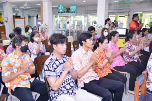 สำนักวิทยบริการฯ จัดพิธีทำบุญสืบสานประเพณีสงกรานต์ปีใหม่ไทย