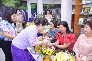 สำนักวิทยบริการฯ จัดพิธีทำบุญสืบสานประเพณีสงกรานต์ปีใหม่ไทย
