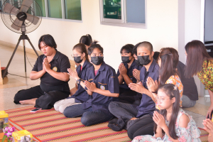 คณะเทคโนโลยีอุตสาหกรรม จัดพิธีทำบุญสงกรานต์ สืบสานประเพณีไทย
