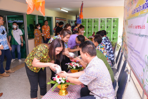 คณะเทคโนโลยีอุตสาหกรรม จัดพิธีทำบุญสงกรานต์ สืบสานประเพณีไทย