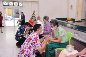 คณะวิทยาศาสตร์ฯ จัดพิธีทำบุญประจำปี สืบสานวัฒนธรรมไทยประเพณีวันสงกรานต์
