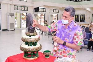 คณะวิทยาศาสตร์ฯ จัดพิธีทำบุญประจำปี สืบสานวัฒนธรรมไทยประเพณีวันสงกรานต์