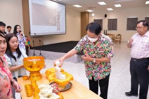 คณะมนุษยศาสตร์ฯ จัดงานสานสัมพันธ์บุคลากร