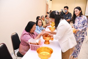 คณะมนุษยศาสตร์ฯ จัดงานสานสัมพันธ์บุคลากร