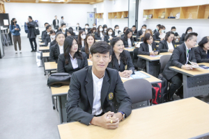 คณะครุศาสตร์ นำคณาจารย์และ นศ.สาขาวิชาบริหารการศึกษา ร่วมอบรม และศึกษาดูงานด้านการบริหารสถานศึกษาของ HLSI , SNUES และ SNUGMS สาธารณรัฐเกาหลี