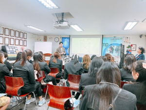 คณะครุศาสตร์ นำคณาจารย์และ นศ.สาขาวิชาบริหารการศึกษา ร่วมอบรม และศึกษาดูงานด้านการบริหารสถานศึกษาของ HLSI , SNUES และ SNUGMS สาธารณรัฐเกาหลี