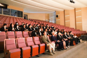 คณะครุศาสตร์ นำคณาจารย์และ นศ.สาขาวิชาบริหารการศึกษา ร่วมอบรม และศึกษาดูงานด้านการบริหารสถานศึกษาของ HLSI , SNUES และ SNUGMS สาธารณรัฐเกาหลี