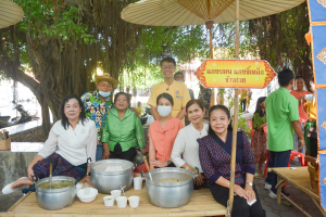 มรท. ร่วมงานประเพณีแห่พระศรีอาริยเมตไตรย