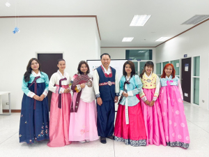 ศูนย์ภาษาจัดอบรมภาษาเกาหลีหลักสูตรระยะสั้น สำหรับนักเรียนนักศึกษา มรท.
