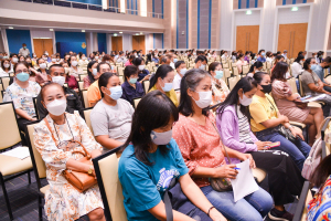 รร.สาธิต มรท. จัดปฐมนิเทศและประชุมผู้ปกครองนักเรียนของนักเรียน ม.1 และ ม.4 และประชุมผู้ปกครองและรับผลการเรียน นักเรียน ม.2 ม.3 ม.5 และ ม.6