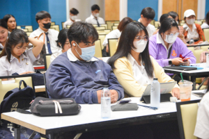 คณะครุศาสตร์จัดอบรมพัฒนาความรู้และทักษะในการปฏิบัติงานในสถานศึกษาของนักศึกษาฝึกประสบการณ์วิชาชีพครูฯ