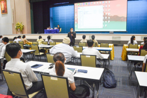คณะครุศาสตร์จัดอบรมพัฒนาความรู้และทักษะในการปฏิบัติงานในสถานศึกษาของนักศึกษาฝึกประสบการณ์วิชาชีพครูฯ
