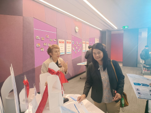 ผู้บริหาร มรท. ศึกษาดูงานและแลกเปลี่ยนเรียนรู้งานด้านการพัฒนาบุคลากรของ  SEAC