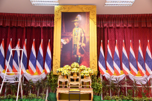 มรท. ร่วมพิธีวันพระบาทสมเด็จพระปกเกล้าเจ้าอยู่หัว