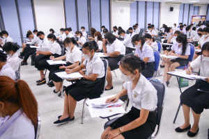 ศูนย์ภาษา จัดสอบวัดความรู้ภาษา TRU-EPT นศ. ชั้นปี 1