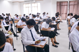 ศูนย์ภาษา จัดสอบวัดความรู้ภาษา TRU-EPT นศ. ชั้นปี 1