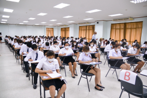ศูนย์ภาษา จัดสอบวัดความรู้ภาษา TRU-EPT นศ. ชั้นปี 1