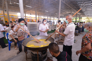 ผู้แทน มรท. ร่วมพิธีกวนข้าวทิพย์ (มธุปายาส) ถวายเป็นพุทธบูชา เนื่องในเทศกาลวันวิสาขบูชา ประจำปี 2566 